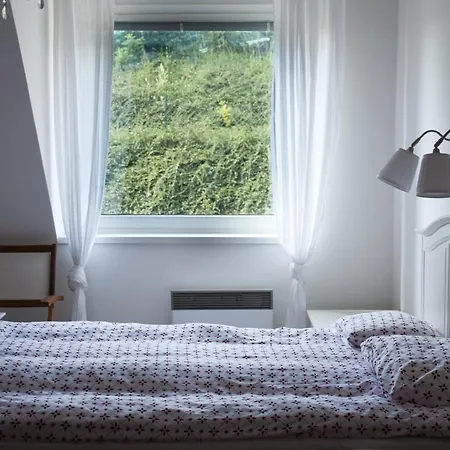 Stylovy V Srdci Donovalov