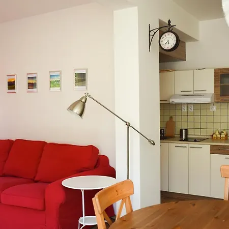 štýlový V Srdci Donovalov