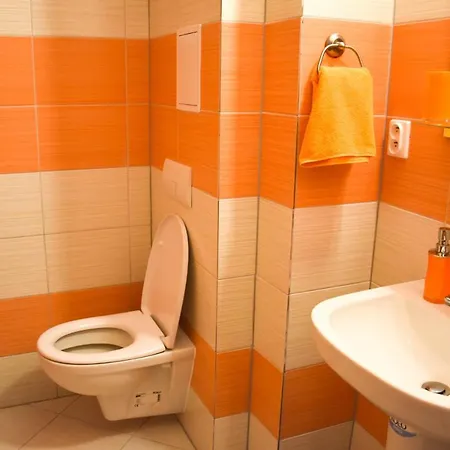 Stylovy V Srdci Donovalov *