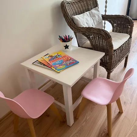 štýlový V Srdci Donovalov *